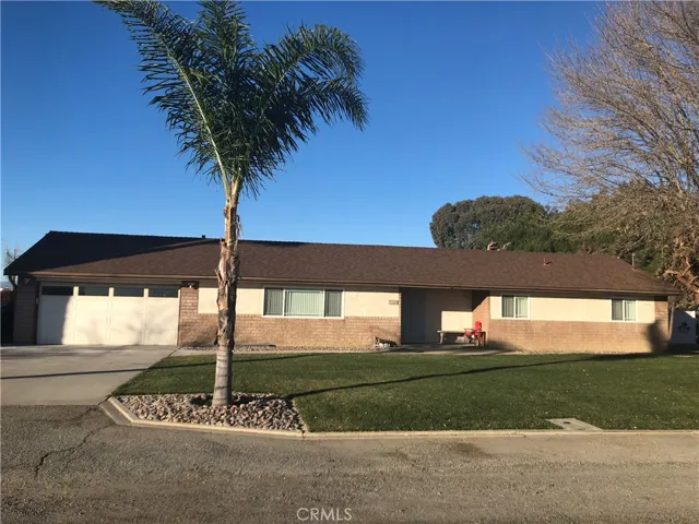 1090 Garry Lane, Hemet, California 92543
