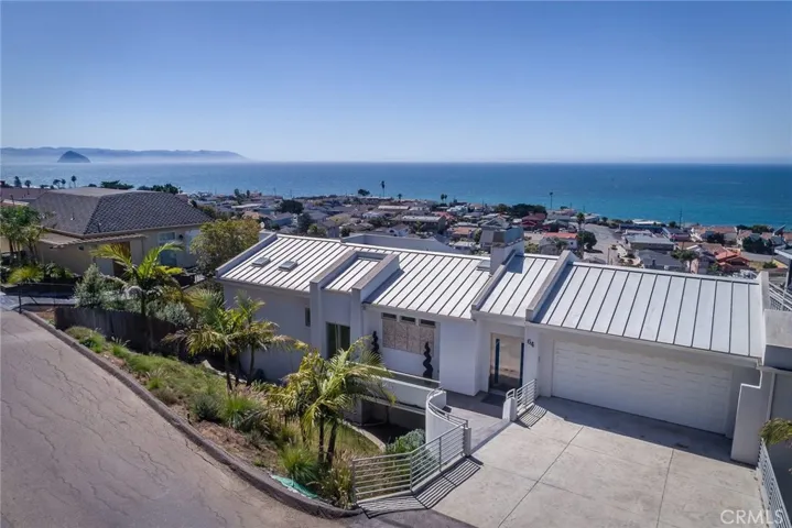 64 Bakersfield Avenue, Cayucos, California 93430