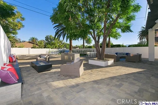 914 E Valencia Avenue, Burbank, California 91501