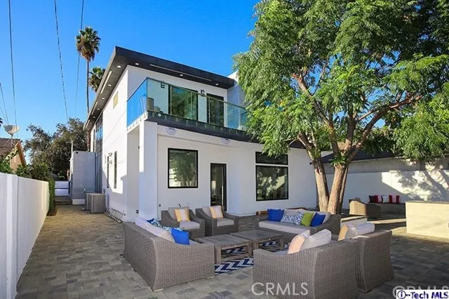 914 E Valencia Avenue, Burbank, California 91501