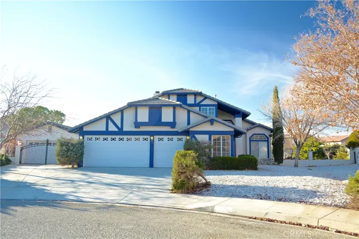 12752 Cardinal Court, Victorville, California 92392