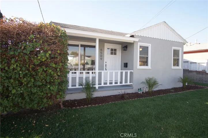 6509 Mayflower Avenue, Bell, California 90201