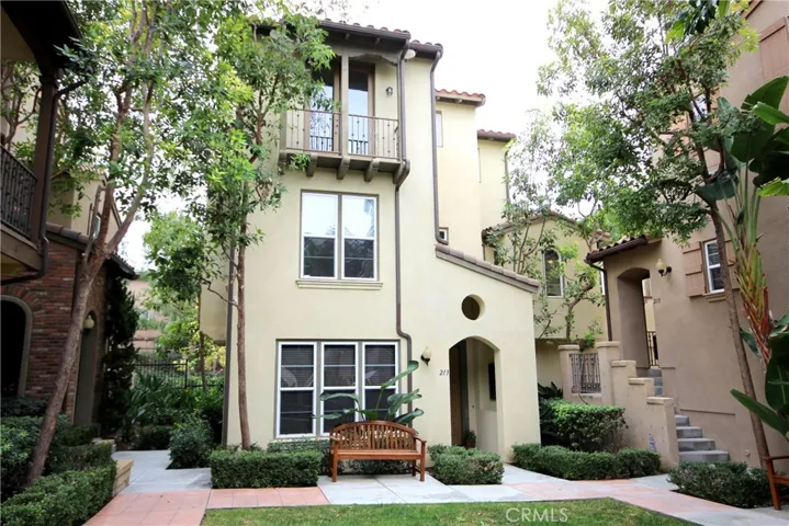 213 Tall Oak, Irvine, California 92603