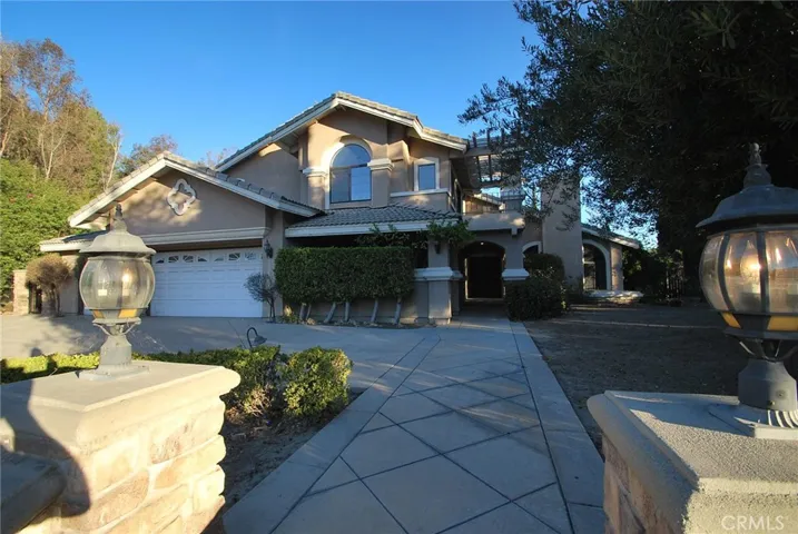 15 Franciscan Place, Phillips Ranch, California 91766