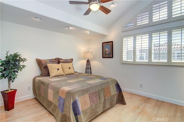 19446 Mountainview Lane, Huntington Beach, California 92648