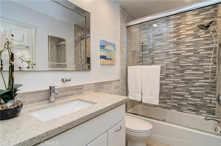 19446 Mountainview Lane, Huntington Beach, California 92648