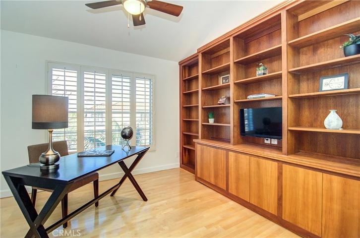 19446 Mountainview Lane, Huntington Beach, California 92648