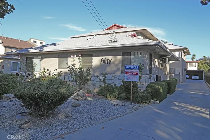50 S Meridith Avenue, Pasadena, California 91106