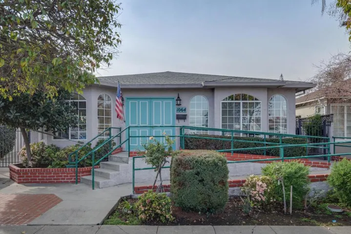 1064 Laurel Street, San Carlos, California 94070