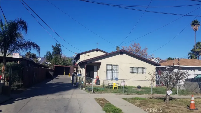 216 E 10th Street, San Bernardino, California 92410