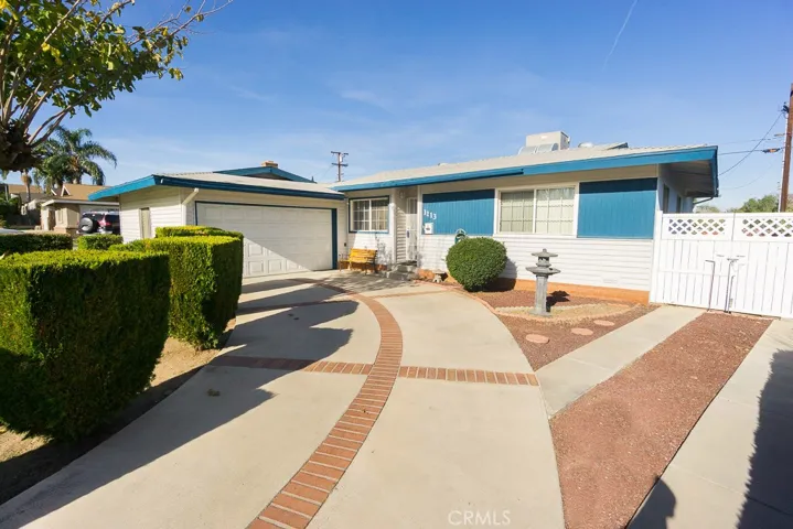 1113 Acacia Street, Corona, California 92879