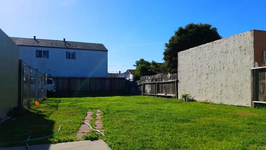 527 Park Street, Salinas, California 93901