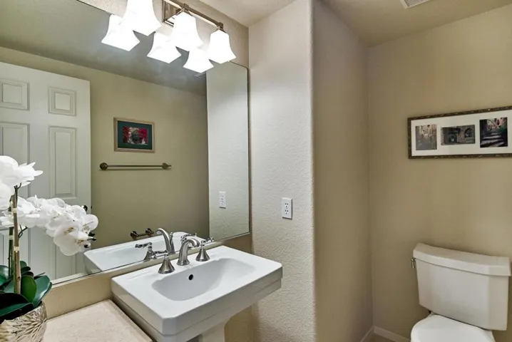 425 Navaro Way 118, San Jose, California 95134
