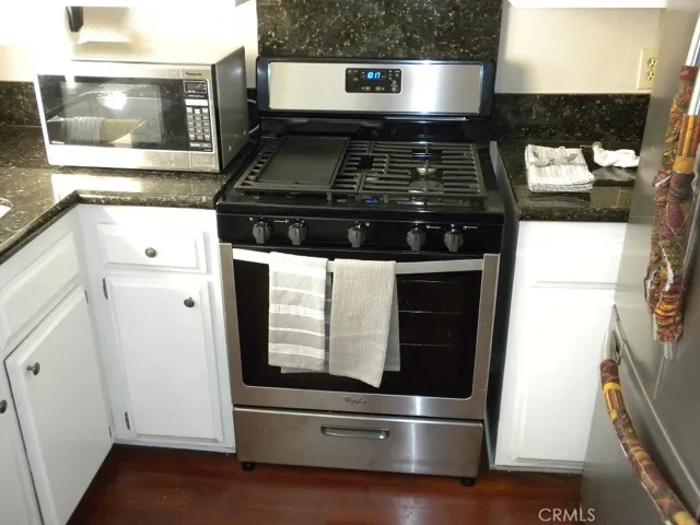 8444 Walker Street 6, La Palma, California 90623