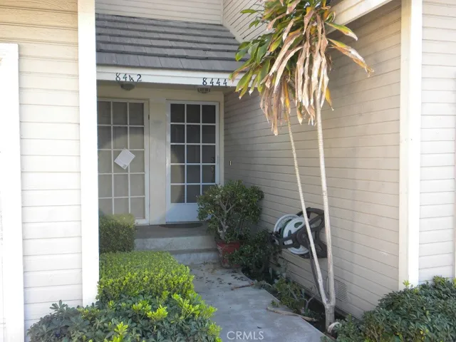 8444 Walker Street 6, La Palma, California 90623