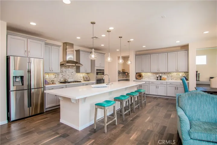 30549 Hollybrooke Lane, Murrieta, California 92563