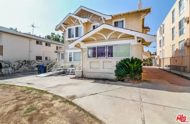 851 S Manhattan Place, Los Angeles, California 90005