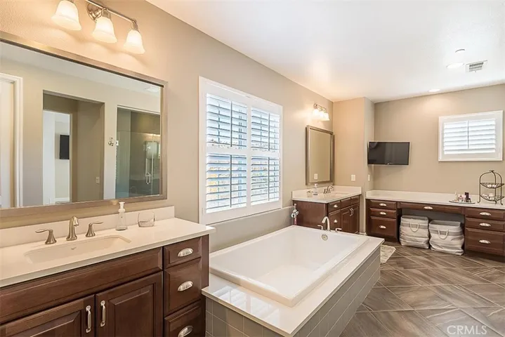 28154 Anvil Court, Valencia, California 91354