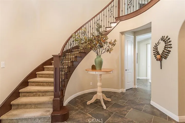 28154 Anvil Court, Valencia, California 91354