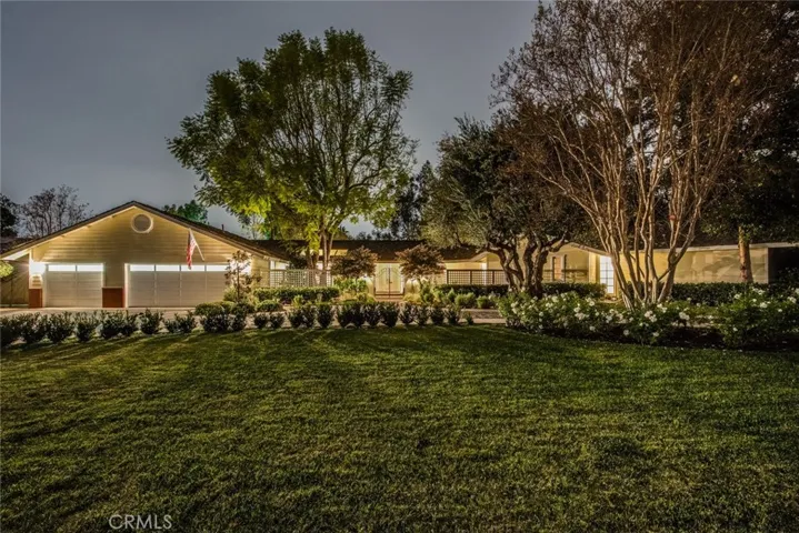 1652 Se Skyline Drive, North Tustin, California 92705