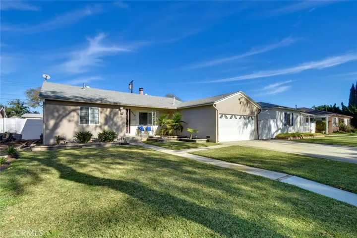 1219 W Oak Avenue, Fullerton, California 92833