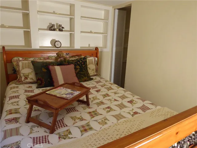 489 Clubhouse Drive, Twin Peaks, California 92391