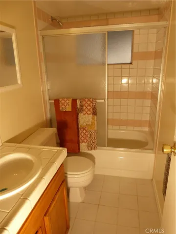 489 Clubhouse Drive, Twin Peaks, California 92391