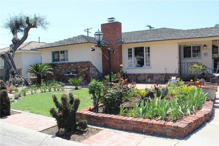 Front of the house with beautiful landscape