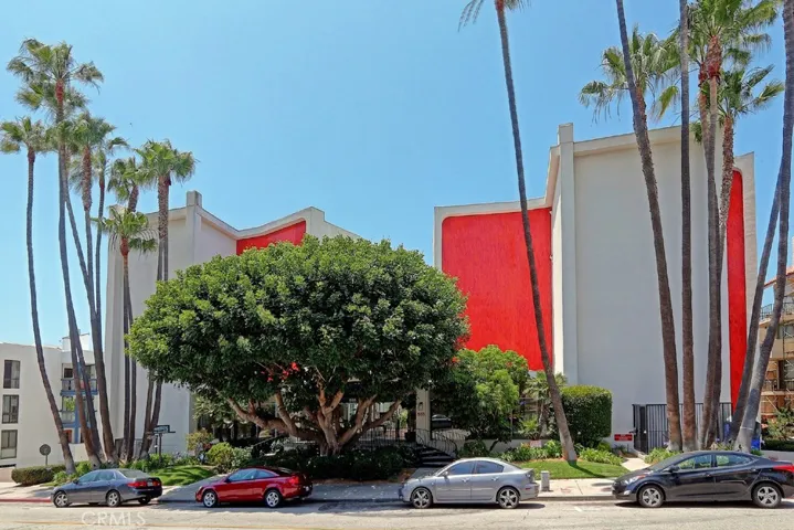 565 Esplanade 201, Redondo Beach, California 90277