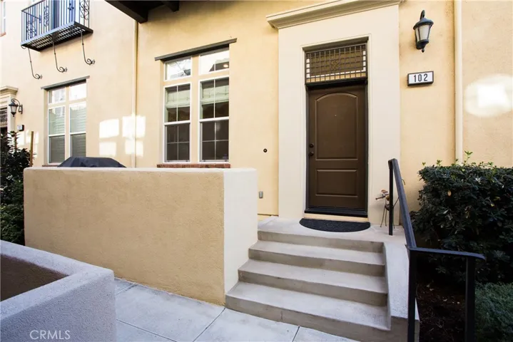 4433 Owens Street 102, Corona, California 92883