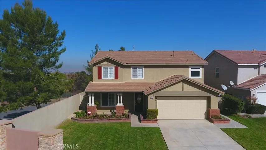 8762 Dahlia Drive, Corona, California 92883