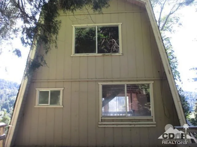 797 Berne Drive, Crestline, California 92325