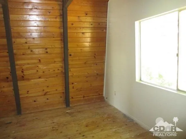 797 Berne Drive, Crestline, California 92325
