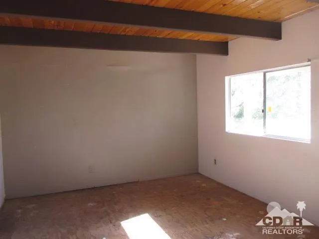 797 Berne Drive, Crestline, California 92325