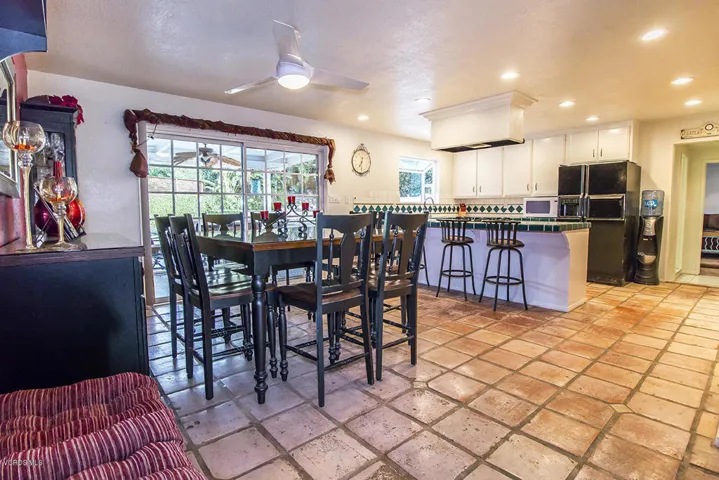 13Kitchen
