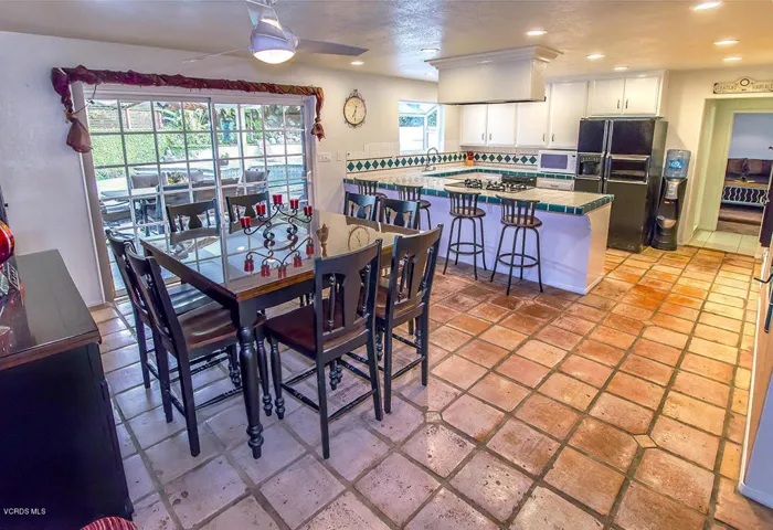 14Kitchen