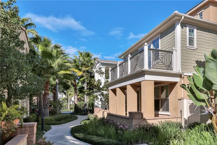 8288 Kendall Drive, Huntington Beach, California 92646