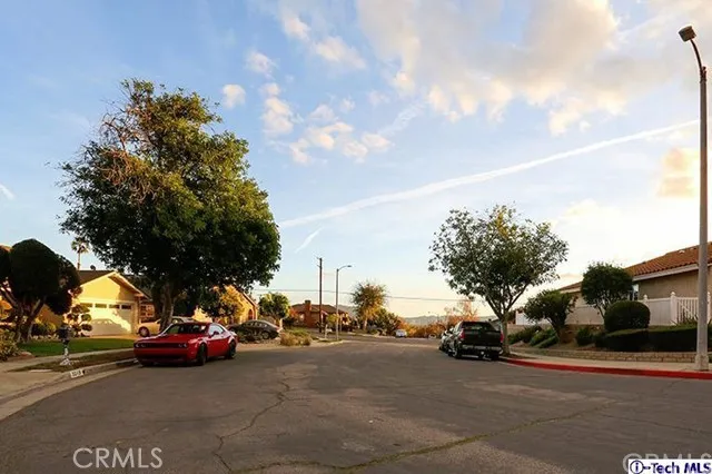3216 N Frederic Street, Burbank, California 91504