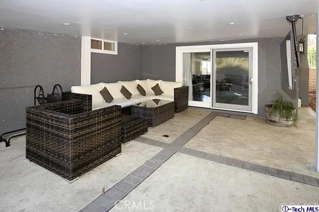 3216 N Frederic Street, Burbank, California 91504