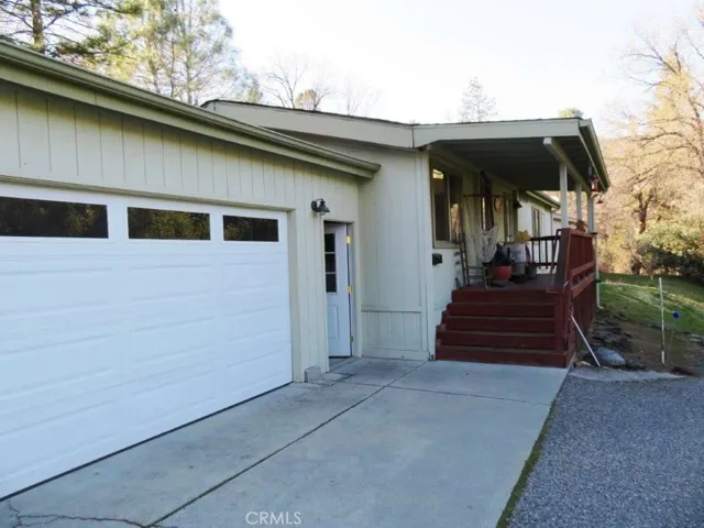 43555 Highway 41 C2, Oakhurst, California 93644