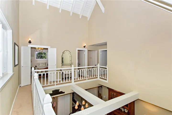 248 Corona Circle, Lake Arrowhead, California 92352