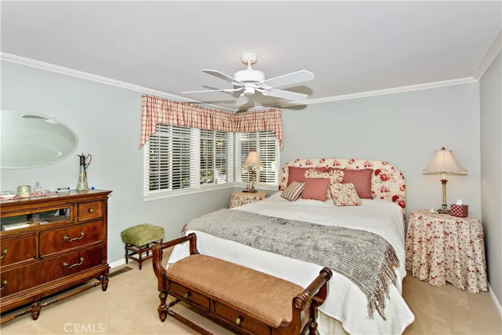 248 Corona Circle, Lake Arrowhead, California 92352