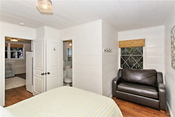 248 Corona Circle, Lake Arrowhead, California 92352