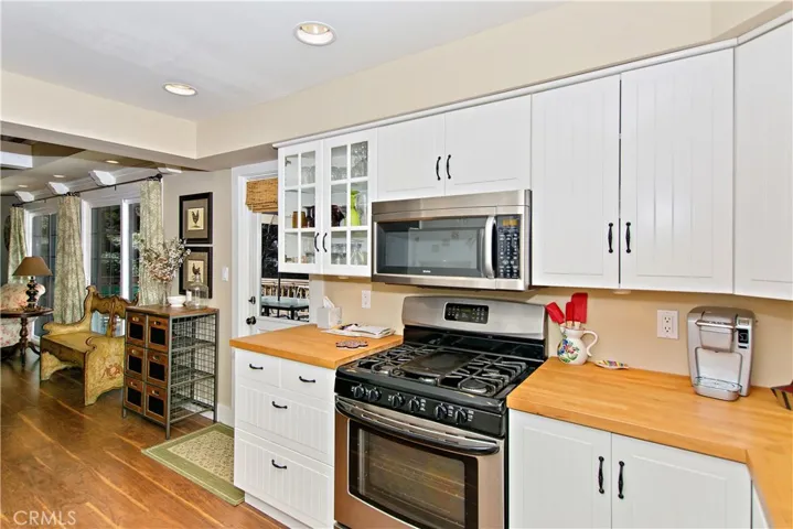248 Corona Circle, Lake Arrowhead, California 92352