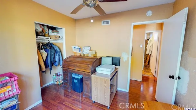 10752 Owens Place, Tujunga, California 91042