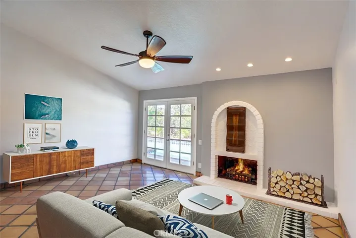 23431 Via Guadix, Mission Viejo, California 92691