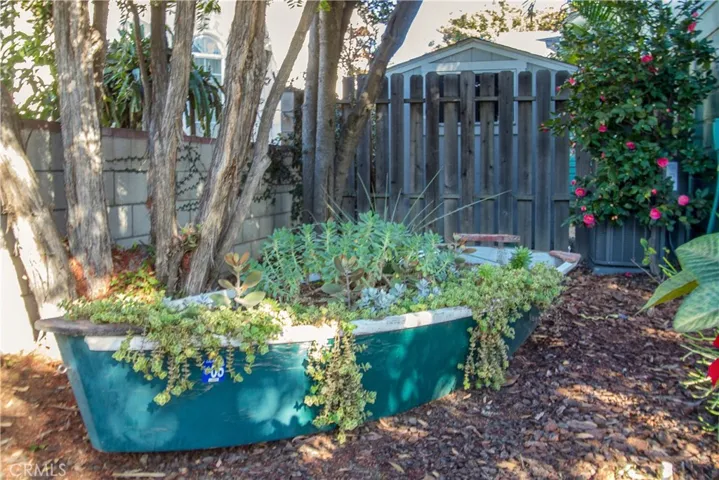 5212 Halifax Road, Temple City, California 91780