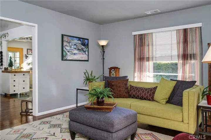 5212 Halifax Road, Temple City, California 91780