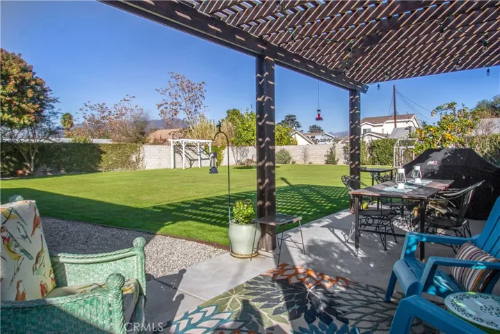 5212 Halifax Road, Temple City, California 91780