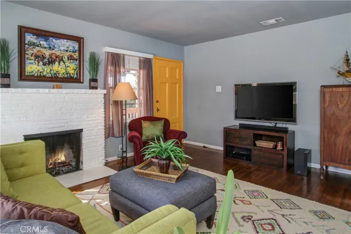5212 Halifax Road, Temple City, California 91780